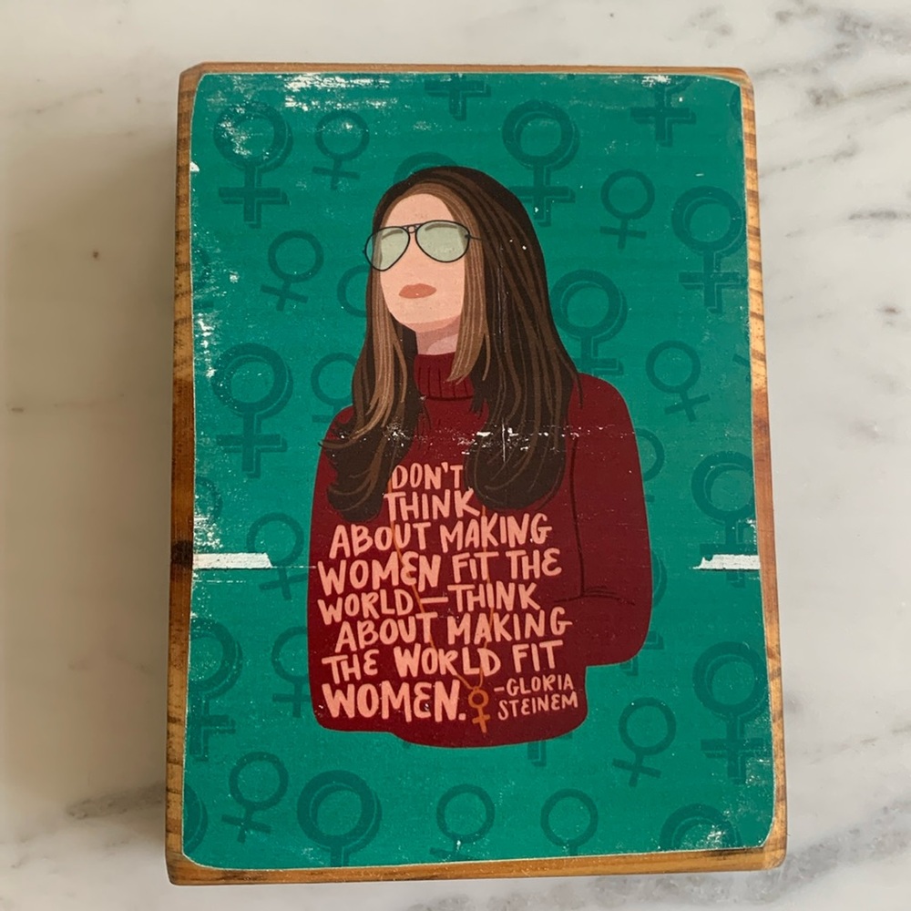 Gloria Steinem wood block NWT